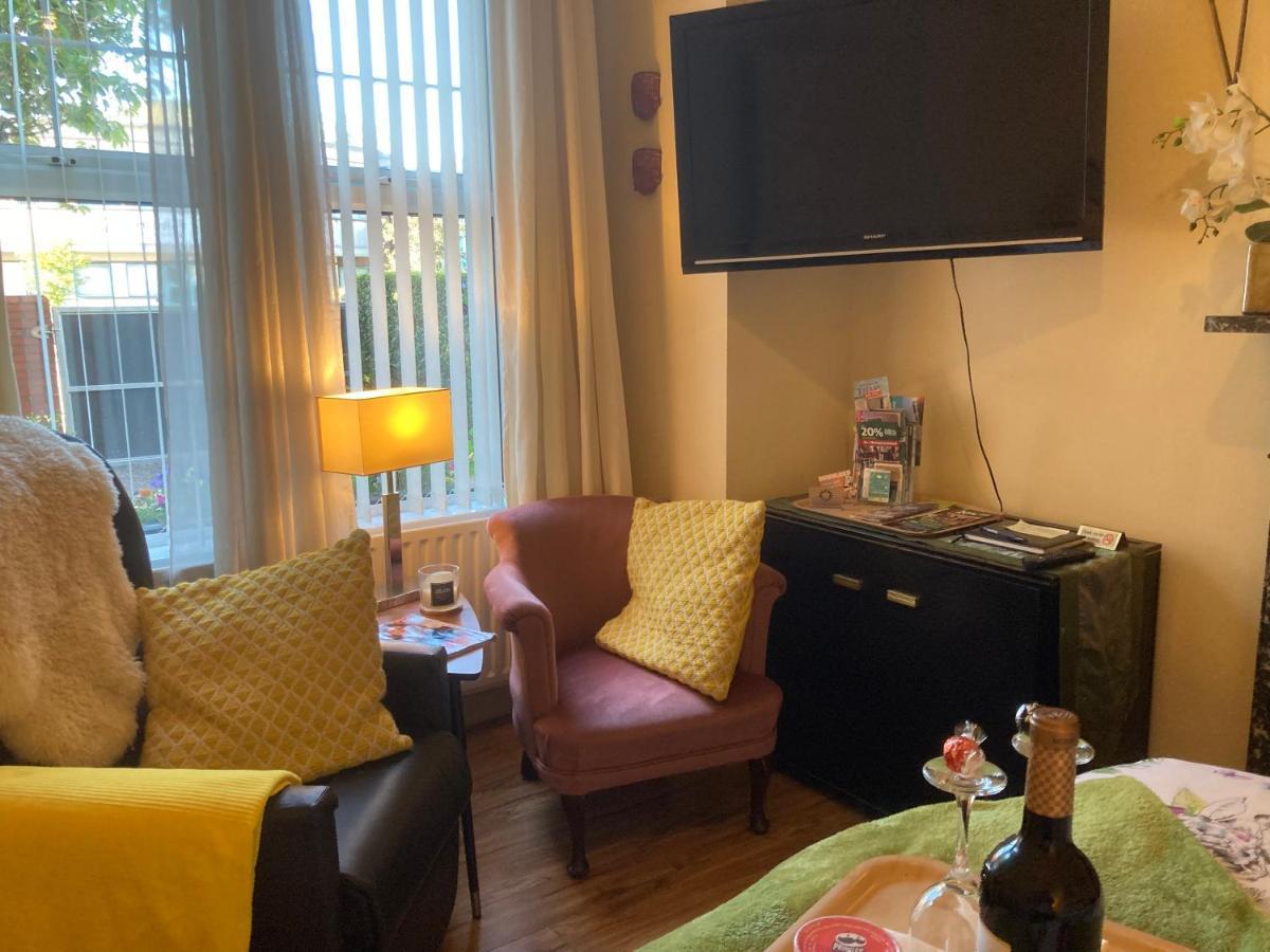 Mountroyal Victorian Studio Self Catering Apartment 3 Belfast Extérieur photo